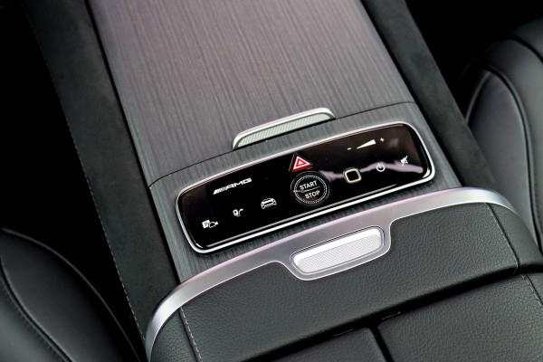 Mercedes-Benz EQE SUV AMG 53 4MATIC+ 91 kWh | MBUX Hyperscreen | Airmatic | Achterasbesturing | Distronic+ | Memory | Stoelventilatie | Burmester | Digital Light | Trekhaak | HUD | Warmtepomp |