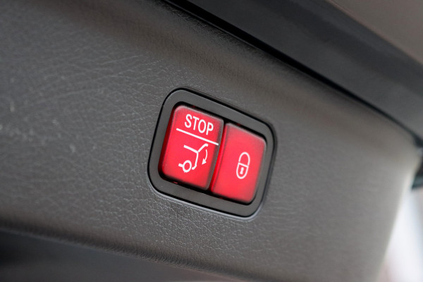 Mercedes-Benz EQE SUV AMG 53 4MATIC+ 91 kWh | MBUX Hyperscreen | Airmatic | Achterasbesturing | Distronic+ | Memory | Stoelventilatie | Burmester | Digital Light | Trekhaak | HUD | Warmtepomp |