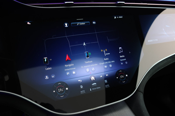 Mercedes-Benz EQE SUV AMG 53 4MATIC+ 91 kWh | MBUX Hyperscreen | Airmatic | Achterasbesturing | Distronic+ | Memory | Stoelventilatie | Burmester | Digital Light | Trekhaak | HUD | Warmtepomp |