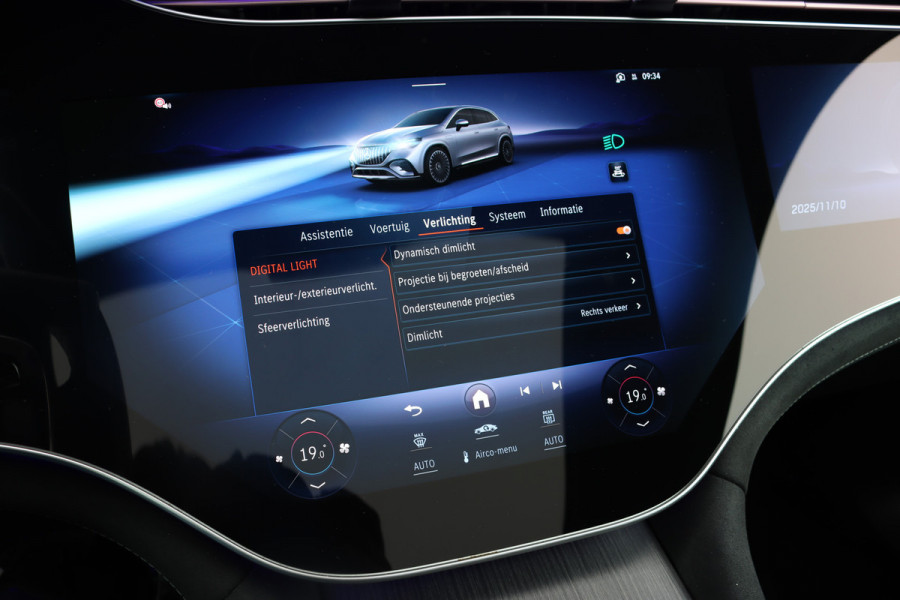 Mercedes-Benz EQE SUV AMG 53 4MATIC+ 91 kWh | MBUX Hyperscreen | Airmatic | Achterasbesturing | Distronic+ | Memory | Stoelventilatie | Burmester | Digital Light | Trekhaak | HUD | Warmtepomp |