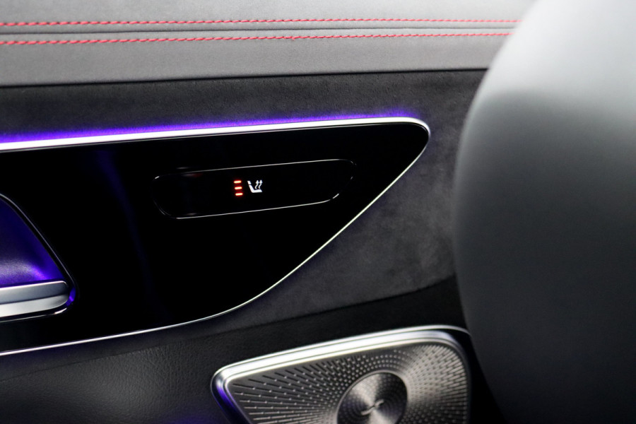 Mercedes-Benz EQE SUV AMG 53 4MATIC+ 91 kWh | MBUX Hyperscreen | Airmatic | Achterasbesturing | Distronic+ | Memory | Stoelventilatie | Burmester | Digital Light | Trekhaak | HUD | Warmtepomp |