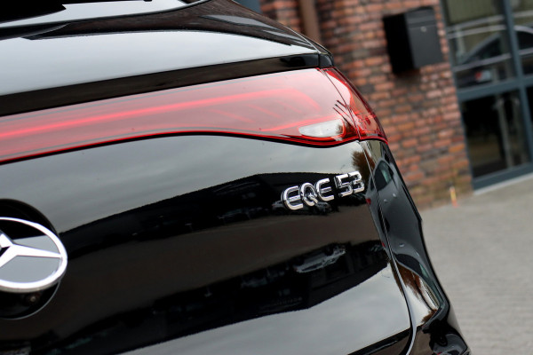 Mercedes-Benz EQE SUV AMG 53 4MATIC+ 91 kWh | MBUX Hyperscreen | Airmatic | Achterasbesturing | Distronic+ | Memory | Stoelventilatie | Burmester | Digital Light | Trekhaak | HUD | Warmtepomp |