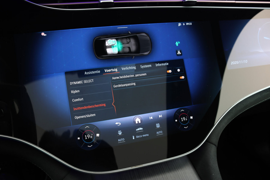 Mercedes-Benz EQE SUV AMG 53 4MATIC+ 91 kWh | MBUX Hyperscreen | Airmatic | Achterasbesturing | Distronic+ | Memory | Stoelventilatie | Burmester | Digital Light | Trekhaak | HUD | Warmtepomp |