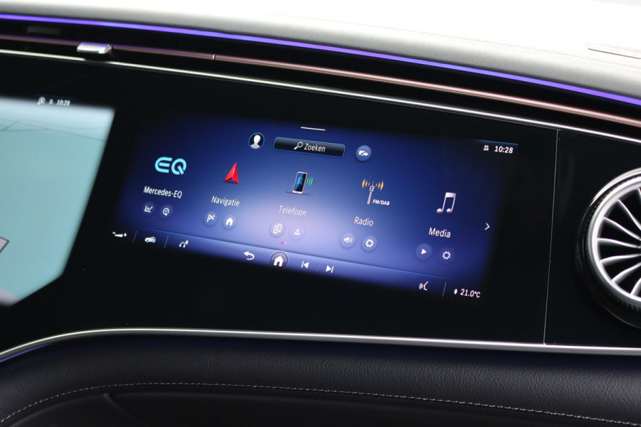 Mercedes-Benz EQE SUV 350+ Premium AMG Line 96 kWh | Hyperscreen | Airmatic | Distronic+ | Trekhaak | Burmester | 22kW | Digital Light | Augmented Reality | Leder | Keyless Go | Surround Camera |