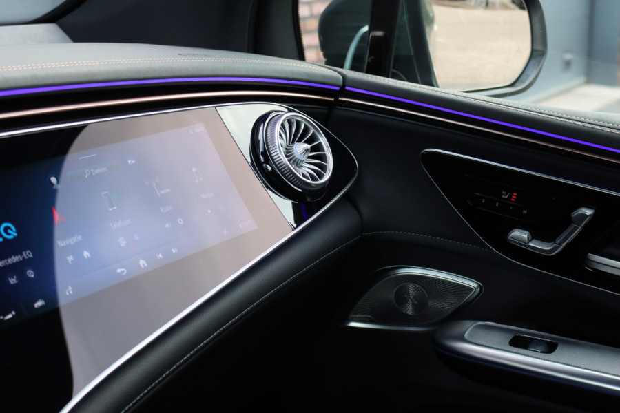 Mercedes-Benz EQE SUV 350+ Premium AMG Line 96 kWh | Hyperscreen | Airmatic | Distronic+ | Trekhaak | Burmester | 22kW | Digital Light | Augmented Reality | Leder | Keyless Go | Surround Camera |