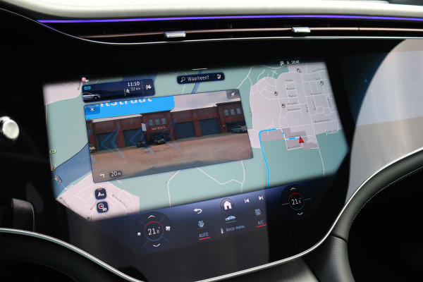Mercedes-Benz EQE SUV 350+ Premium AMG Line 96 kWh | Hyperscreen | Airmatic | Distronic+ | Trekhaak | Burmester | 22kW | Digital Light | Augmented Reality | Leder | Keyless Go | Surround Camera |