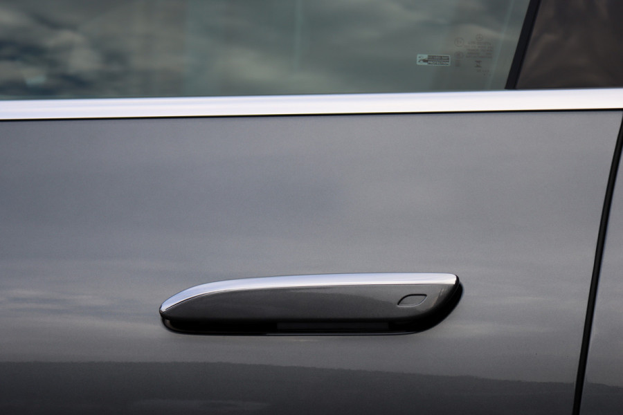 Mercedes-Benz EQE SUV 350+ Premium AMG Line 96 kWh | Hyperscreen | Airmatic | Distronic+ | Trekhaak | Burmester | 22kW | Digital Light | Augmented Reality | Leder | Keyless Go | Surround Camera |