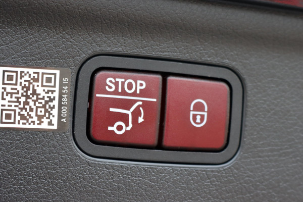 Mercedes-Benz EQE SUV 350+ Premium AMG Line 96 kWh | Hyperscreen | Airmatic | Distronic+ | Trekhaak | Burmester | 22kW | Digital Light | Augmented Reality | Leder | Keyless Go | Surround Camera |