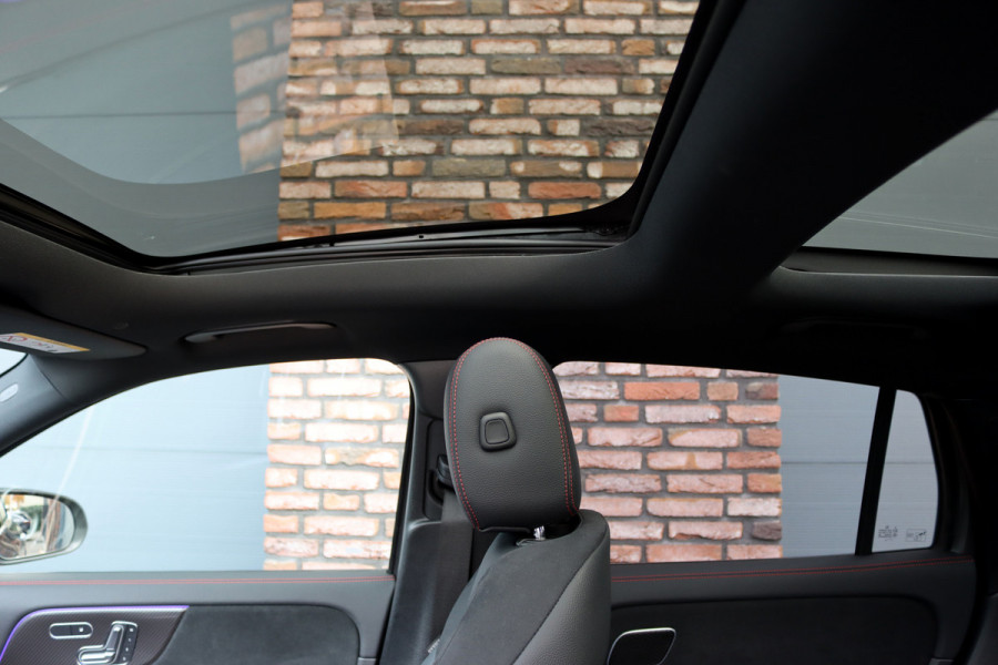 Mercedes-Benz GLA 250 e Premium+ AMG Line | Facelift | Distronic | Panoramadak | Burmester | Trekhaak | HUD | Memory | Verwarmd Stuurwiel | Surround Camera |