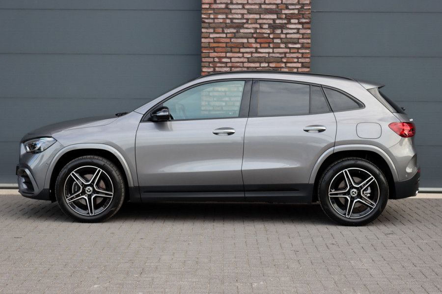 Mercedes-Benz GLA 250 e Premium+ AMG Line | Facelift | Distronic | Panoramadak | Burmester | Trekhaak | HUD | Memory | Verwarmd Stuurwiel | Surround Camera |