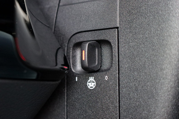 Mercedes-Benz GLA 250 e Premium+ AMG Line | Facelift | Distronic | Panoramadak | Burmester | Trekhaak | HUD | Memory | Verwarmd Stuurwiel | Surround Camera |