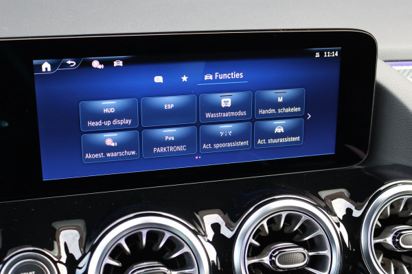 Mercedes-Benz GLA 250 e Premium+ AMG Line | Facelift | Distronic | Panoramadak | Burmester | Trekhaak | HUD | Memory | Verwarmd Stuurwiel | Surround Camera |