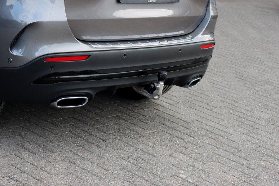 Mercedes-Benz GLA 250 e Premium+ AMG Line | Facelift | Distronic | Panoramadak | Burmester | Trekhaak | HUD | Memory | Verwarmd Stuurwiel | Surround Camera |