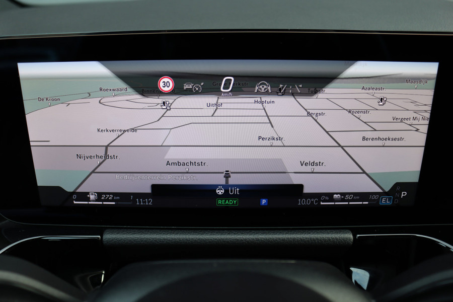 Mercedes-Benz GLA 250 e Premium+ AMG Line | Facelift | Distronic | Panoramadak | Burmester | Trekhaak | HUD | Memory | Verwarmd Stuurwiel | Surround Camera |