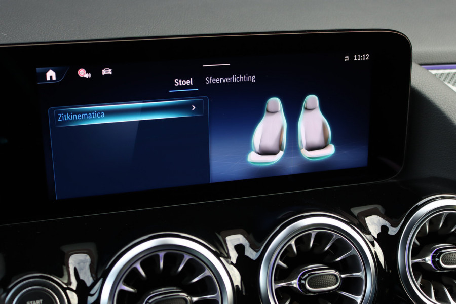 Mercedes-Benz GLA 250 e Premium+ AMG Line | Facelift | Distronic | Panoramadak | Burmester | Trekhaak | HUD | Memory | Verwarmd Stuurwiel | Surround Camera |