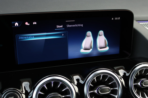 Mercedes-Benz GLA 250 e Premium+ AMG Line | Facelift | Distronic | Panoramadak | Burmester | Trekhaak | HUD | Memory | Verwarmd Stuurwiel | Surround Camera |