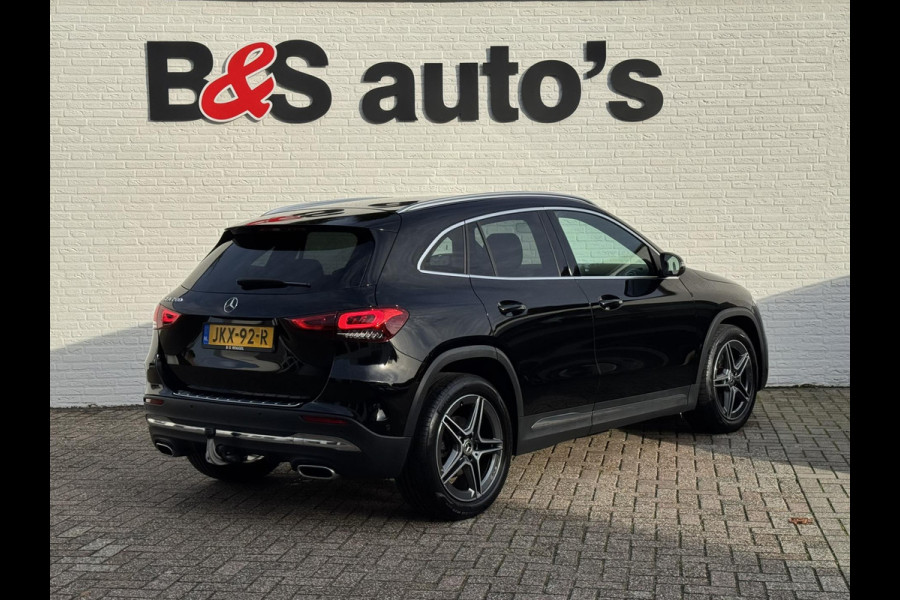 Mercedes-Benz GLA 200 AMG Sfeerverlichting Trekhaak Cruise Climate Navigatie Bluetooth Stoelverwarming