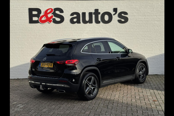 Mercedes-Benz GLA 200 AMG Sfeerverlichting Trekhaak Cruise Climate Navigatie Bluetooth Stoelverwarming
