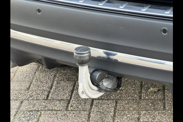 Mercedes-Benz GLA 200 AMG Sfeerverlichting Trekhaak Cruise Climate Navigatie Bluetooth Stoelverwarming