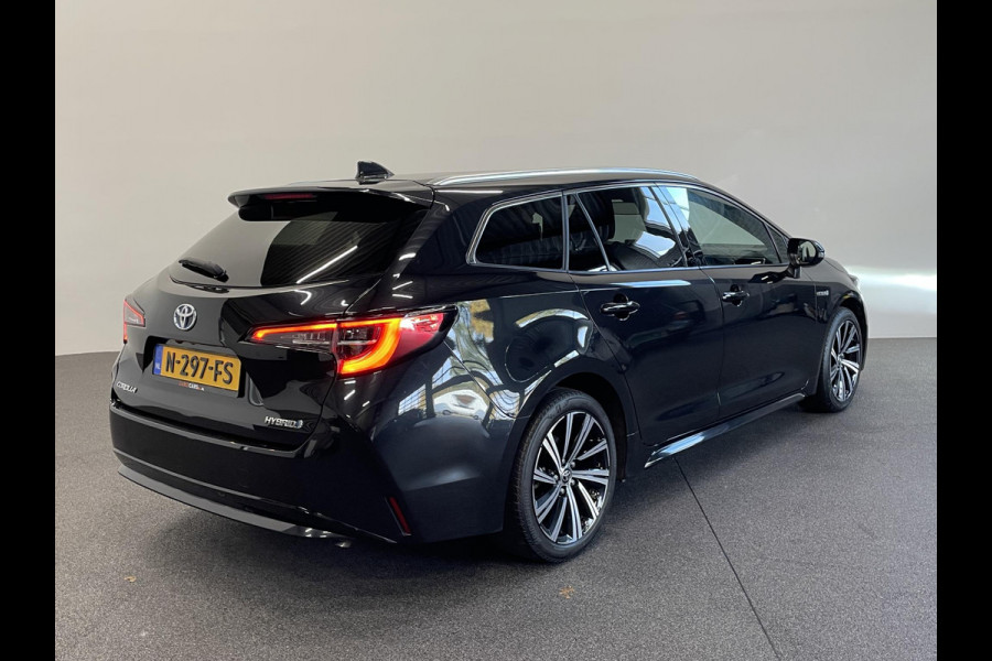 Toyota Corolla Touring Sports 1.8 Hybrid Dynamic Airco ECC Carplay Navi 17" LM Velgen Adaptive Cruise Control Stoelverwarming PDC VA+ Camera