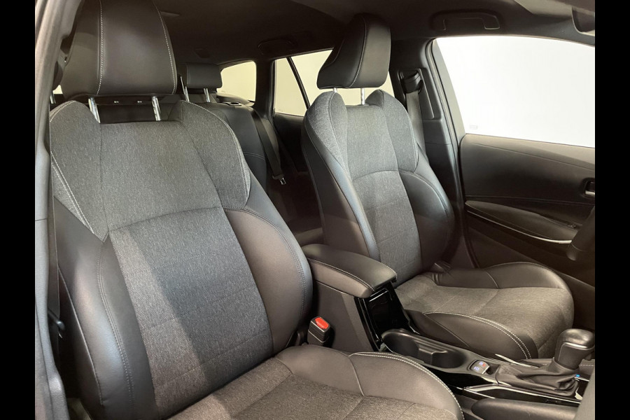 Toyota Corolla Touring Sports 1.8 Hybrid Dynamic Airco ECC Carplay Navi 17" LM Velgen Adaptive Cruise Control Stoelverwarming PDC VA+ Camera
