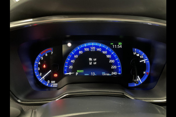 Toyota Corolla Touring Sports 1.8 Hybrid Dynamic Airco ECC Carplay Navi 17" LM Velgen Adaptive Cruise Control Stoelverwarming PDC VA+ Camera