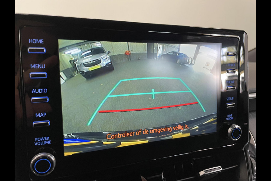 Toyota Corolla Touring Sports 1.8 Hybrid Dynamic Airco ECC Carplay Navi 17" LM Velgen Adaptive Cruise Control Stoelverwarming PDC VA+ Camera