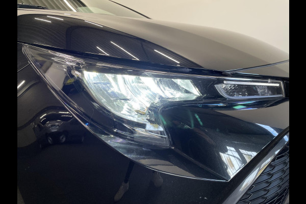 Toyota Corolla Touring Sports 1.8 Hybrid Dynamic Airco ECC Carplay Navi 17" LM Velgen Adaptive Cruise Control Stoelverwarming PDC VA+ Camera
