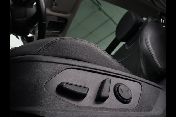 Hyundai Tucson 1.6 T-GDI HEV Premium Sky | Panoramadak | Trekhaak | Stoelventilatie | 360 Camera | Leder | Adaptive cruise | Achterbankverwarming | Carplay | Keyless | Navigatie | 19'' | File Assistent