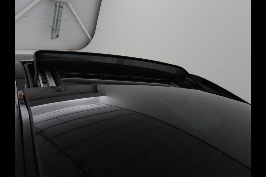 Hyundai Tucson 1.6 T-GDI HEV Premium Sky | Panoramadak | Trekhaak | Stoelventilatie | 360 Camera | Leder | Adaptive cruise | Achterbankverwarming | Carplay | Keyless | Navigatie | 19'' | File Assistent