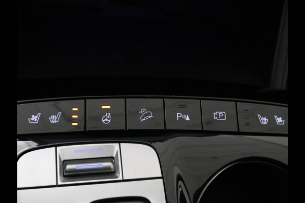 Hyundai Tucson 1.6 T-GDI HEV Premium Sky | Panoramadak | Trekhaak | Stoelventilatie | 360 Camera | Leder | Adaptive cruise | Achterbankverwarming | Carplay | Keyless | Navigatie | 19'' | File Assistent