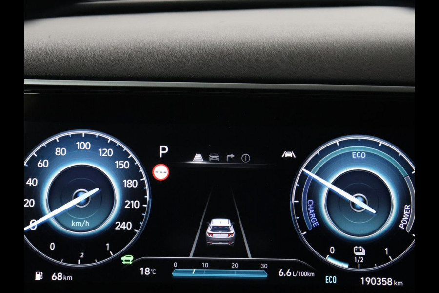 Hyundai Tucson 1.6 T-GDI HEV Premium Sky | Panoramadak | Trekhaak | Stoelventilatie | 360 Camera | Leder | Adaptive cruise | Achterbankverwarming | Carplay | Keyless | Navigatie | 19'' | File Assistent