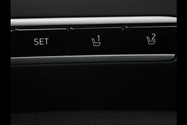 Hyundai Tucson 1.6 T-GDI HEV Premium Sky | Panoramadak | Trekhaak | Stoelventilatie | 360 Camera | Leder | Adaptive cruise | Achterbankverwarming | Carplay | Keyless | Navigatie | 19'' | File Assistent