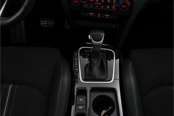 Kia Ceed Sportswagon 1.5 T-GDi GT-Line Automaat - Kantel/schuifdak - Navigatie - Adaptive Cruisecontrol - Achteruitrijcamera - Parkeersensoren - - Fabrieksgarantie tot 04-2032 of 150.000 km