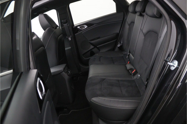 Kia Ceed Sportswagon 1.5 T-GDi GT-Line Automaat - Kantel/schuifdak - Navigatie - Adaptive Cruisecontrol - Achteruitrijcamera - Parkeersensoren - - Fabrieksgarantie tot 04-2032 of 150.000 km