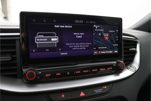 Kia Ceed Sportswagon 1.5 T-GDi GT-Line Automaat - Kantel/schuifdak - Navigatie - Adaptive Cruisecontrol - Achteruitrijcamera - Parkeersensoren - - Fabrieksgarantie tot 04-2032 of 150.000 km