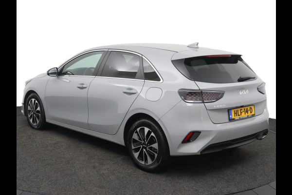 Kia Ceed 1.0 T-GDi MHEV Design Edition Automaat - Digital Dashboard - Stoel-/stuurverwarming - Apple CarPlay/Android Auto - Navigatie - Fabrieksgarantie tot 04-2032