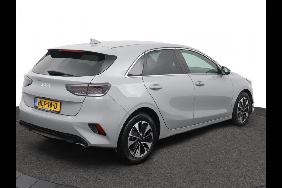 Kia Ceed 1.0 T-GDi MHEV Design Edition Automaat - Digital Dashboard - Stoel-/stuurverwarming - Apple CarPlay/Android Auto - Navigatie - Fabrieksgarantie tot 04-2032
