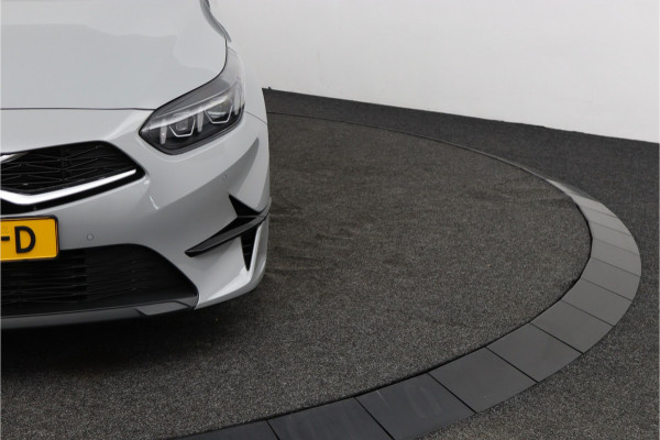 Kia Ceed 1.0 T-GDi MHEV Design Edition Automaat - Digital Dashboard - Stoel-/stuurverwarming - Apple CarPlay/Android Auto - Navigatie - Fabrieksgarantie tot 04-2032