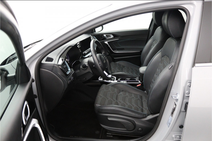 Kia Ceed 1.0 T-GDi MHEV Design Edition Automaat - Digital Dashboard - Stoel-/stuurverwarming - Apple CarPlay/Android Auto - Navigatie - Fabrieksgarantie tot 04-2032