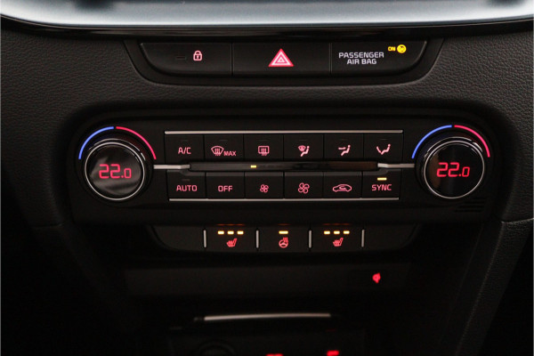 Kia Ceed 1.0 T-GDi MHEV Design Edition Automaat - Digital Dashboard - Stoel-/stuurverwarming - Apple CarPlay/Android Auto - Navigatie - Fabrieksgarantie tot 04-2032