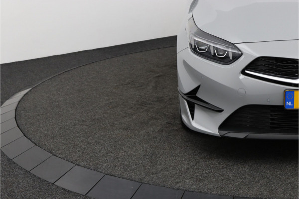 Kia Ceed 1.0 T-GDi MHEV Design Edition Automaat - Digital Dashboard - Stoel-/stuurverwarming - Apple CarPlay/Android Auto - Navigatie - Fabrieksgarantie tot 04-2032