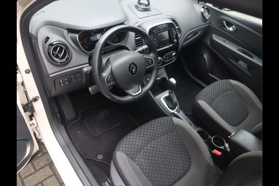 Renault Captur 1.3 TCe Intens Automaat / Panoramadak / R-Link