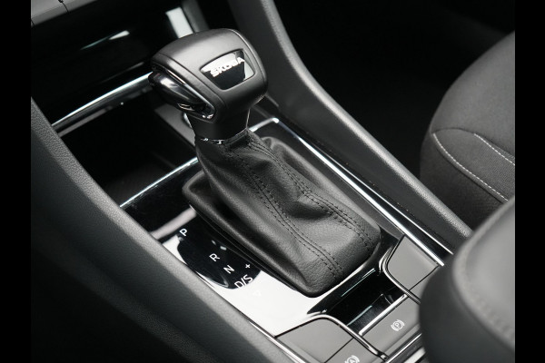 Škoda Karoq 1.5 TSI ACT 150pk DSG Business Edition | Crystal LED | Apple Carplay | Camera | Keyless | Cruise Control | Navigatie | DAB |