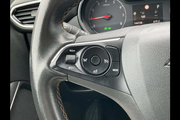 Opel Crossland X 1.5 CDTI Innovation Automaat Hoge zit Carplay DAB Parksens V+A