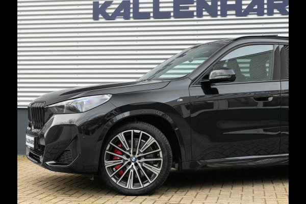 BMW X1 sDrive18i M-Sport Pro - Pano - Memoryzetel - Trekhaak - ACC - Head-Up