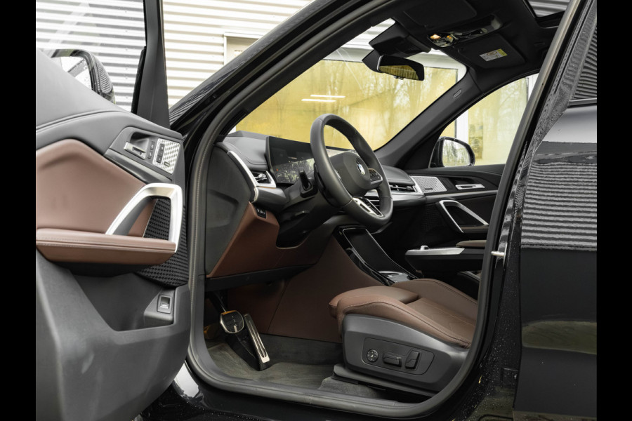 BMW X1 sDrive18i M-Sport Pro - Pano - Memoryzetel - Trekhaak - ACC - Head-Up