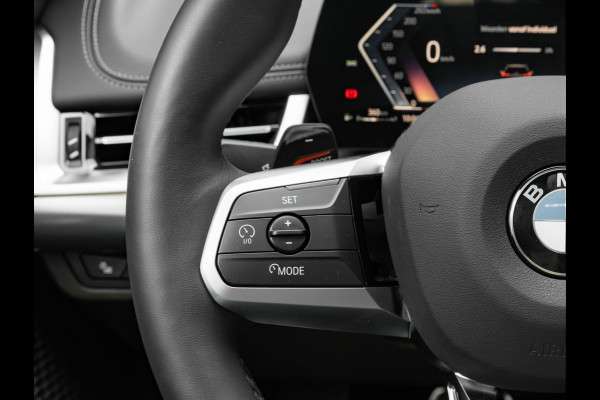 BMW X1 sDrive18i M-Sport Pro - Pano - Memoryzetel - Trekhaak - ACC - Head-Up
