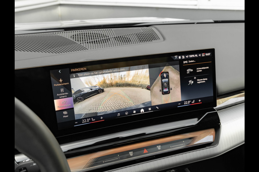 BMW i5 eDrive40 M-Sport Pro - Pano - Onderstel Prof - Driving Ass Prof - Harman Kardon
