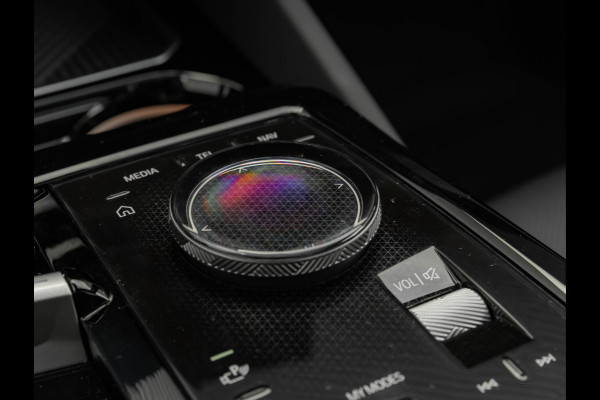 BMW i5 eDrive40 M-Sport Pro - Pano - Onderstel Prof - Driving Ass Prof - Harman Kardon